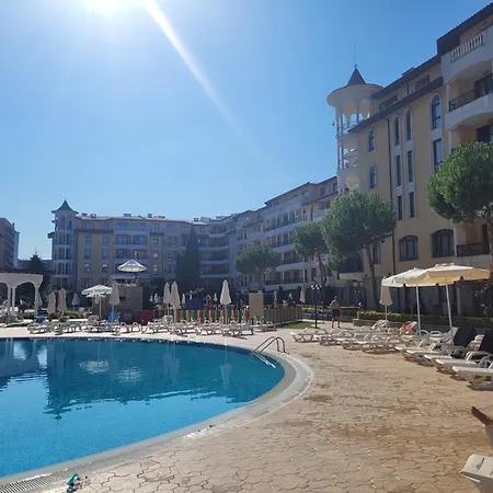 Hotel de apartamente Royal Sun 4*